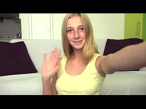 ❤️ Kiam mi enuas, mi pigre masturbas mian rozkoloran kuzon ❤️❌ Malmola porno ĉe eo.porn-list.ru ❌❤